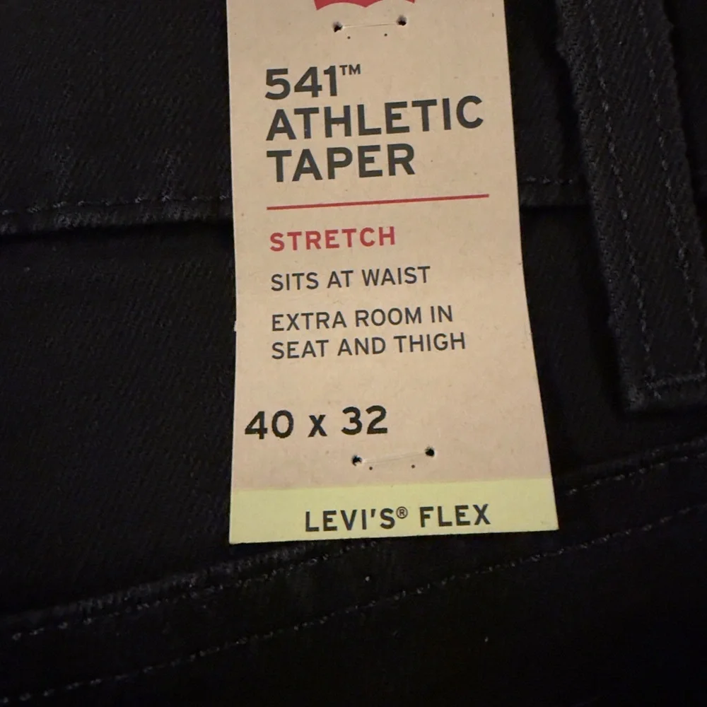 Levi's Men's 541™ Black Athletic Taper Stretch Jeans Size 40 x 32